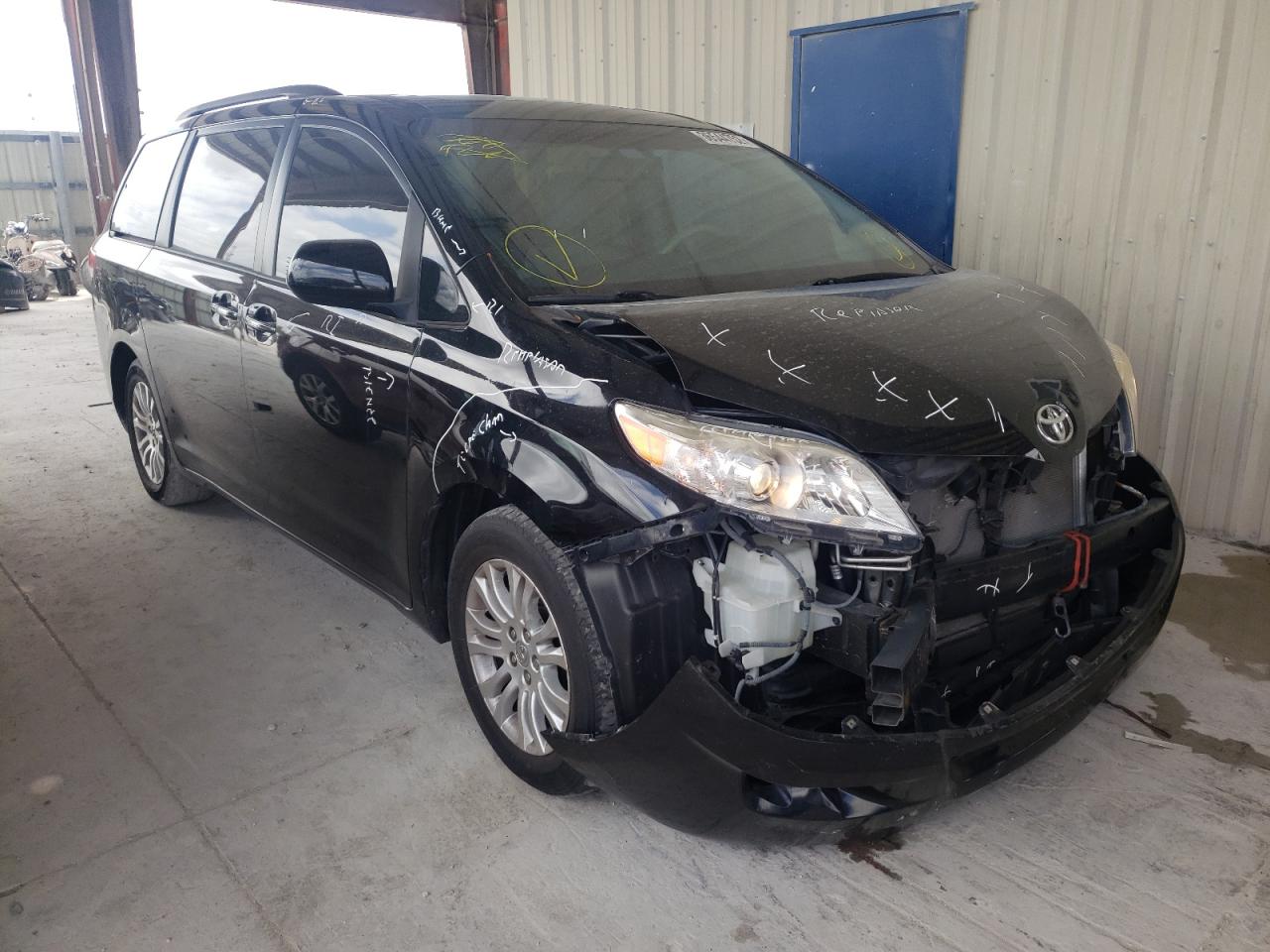 Photo 1 from auction – 2014 TOYOTA SIENNA XLE with VIN 5TDYK3DC5ES490619