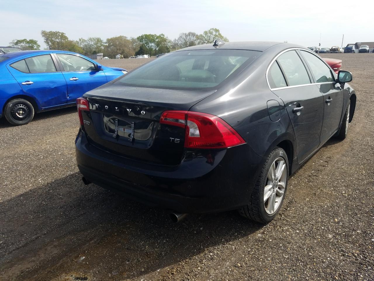 Photo 4 from auction – 2012 VOLVO S60 T5 with VIN YV1622FS3C2119382