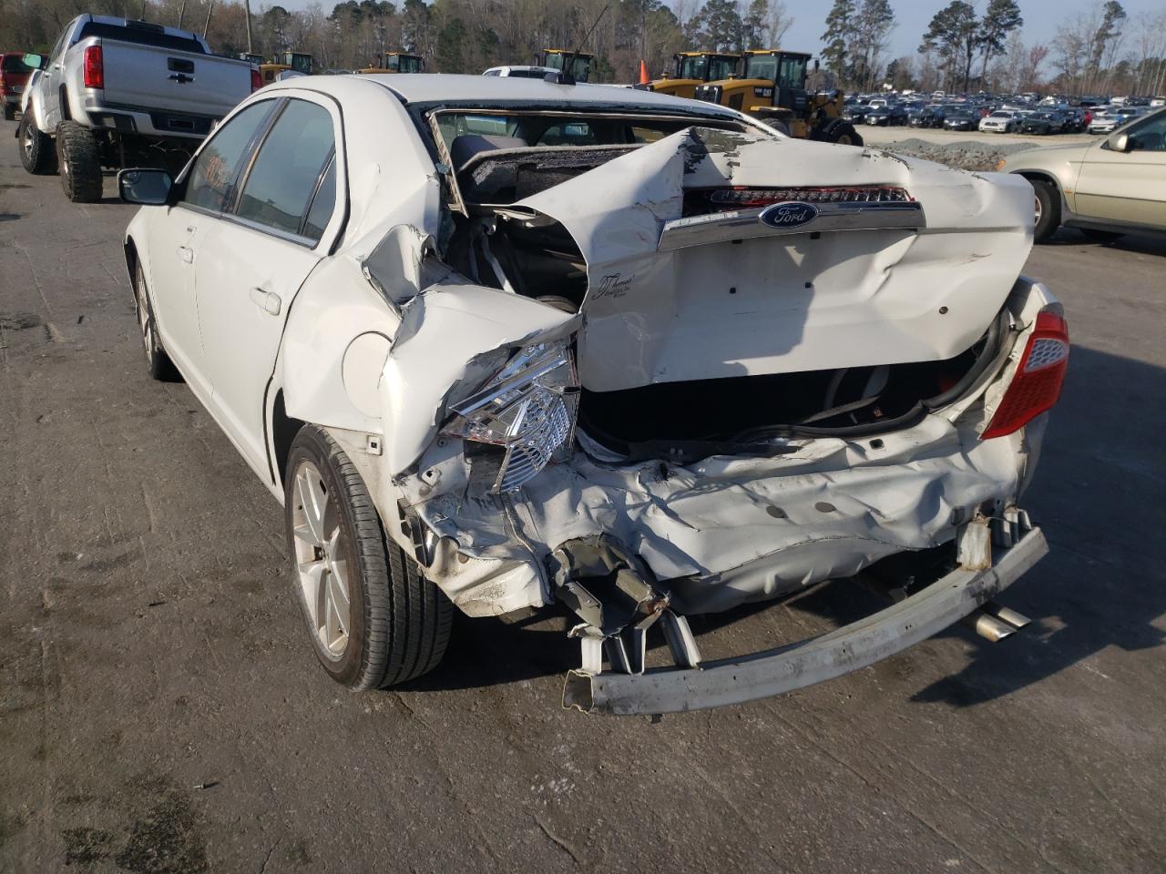 Photo 3 from auction – 2011 FORD FUSION SEL with VIN 3FAHP0JA9BR243272