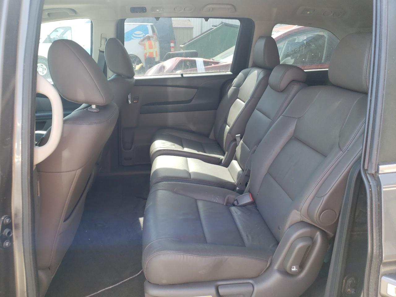 Photo 6 from auction – 2014 HONDA ODYSSEY EX with VIN 5FNRL5H67EB058796