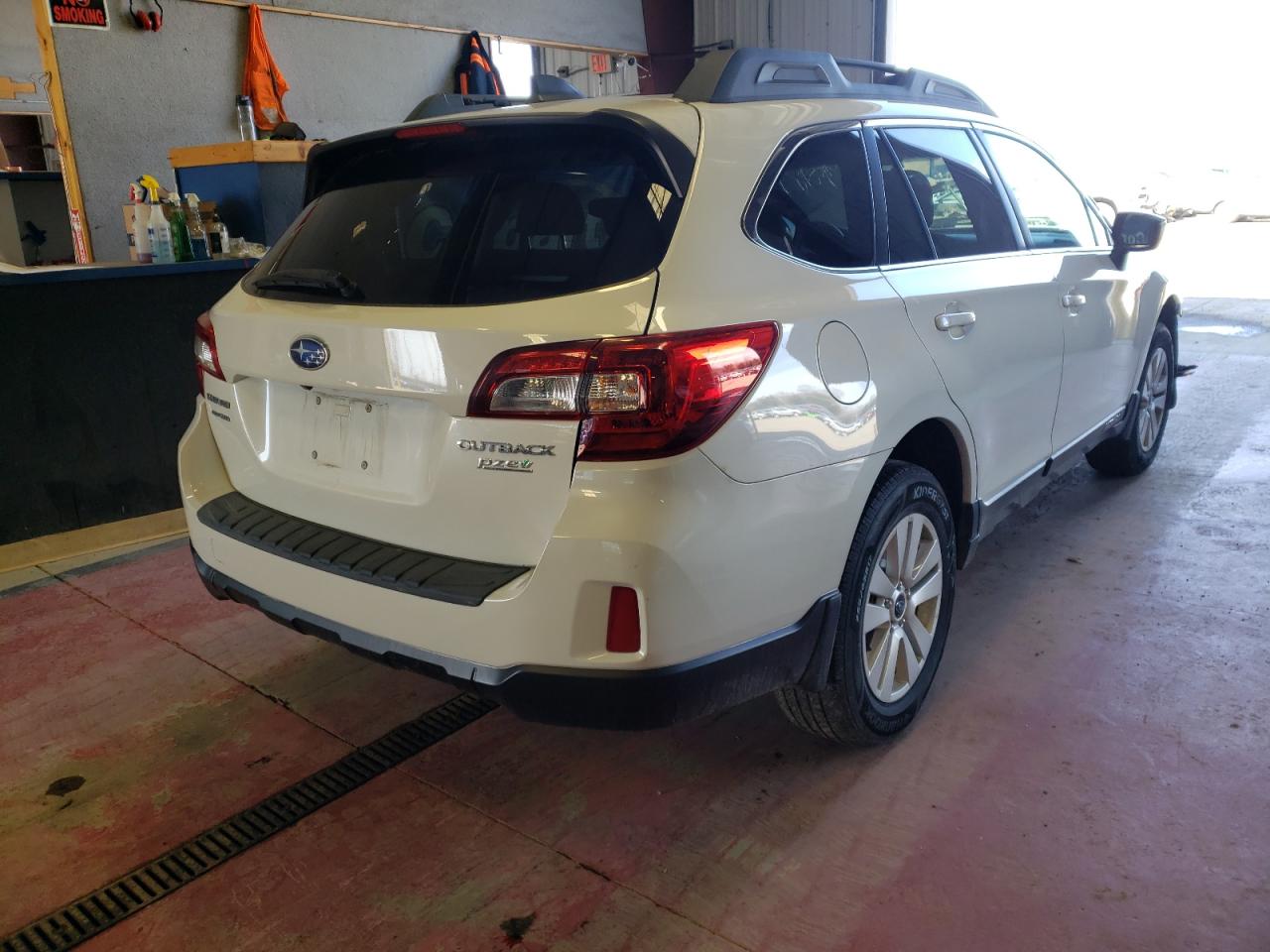 Photo 4 from auction – 2017 SUBARU OUTBACK 2. with VIN 4S4BSACC9H3403317