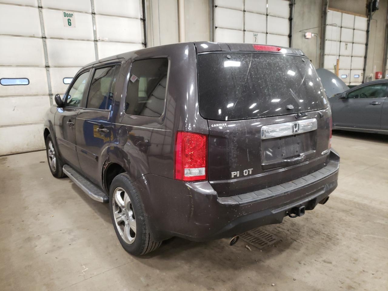 Photo 3 from auction – 2012 HONDA PILOT EXL with VIN 5FNYF4H5XCB064903