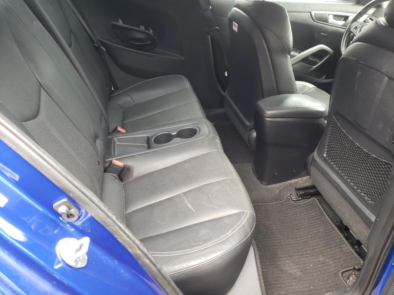 Photo 6 from auction – 2014 HYUNDAI VELOSTER T with VIN KMHTC6AE8EU208818
