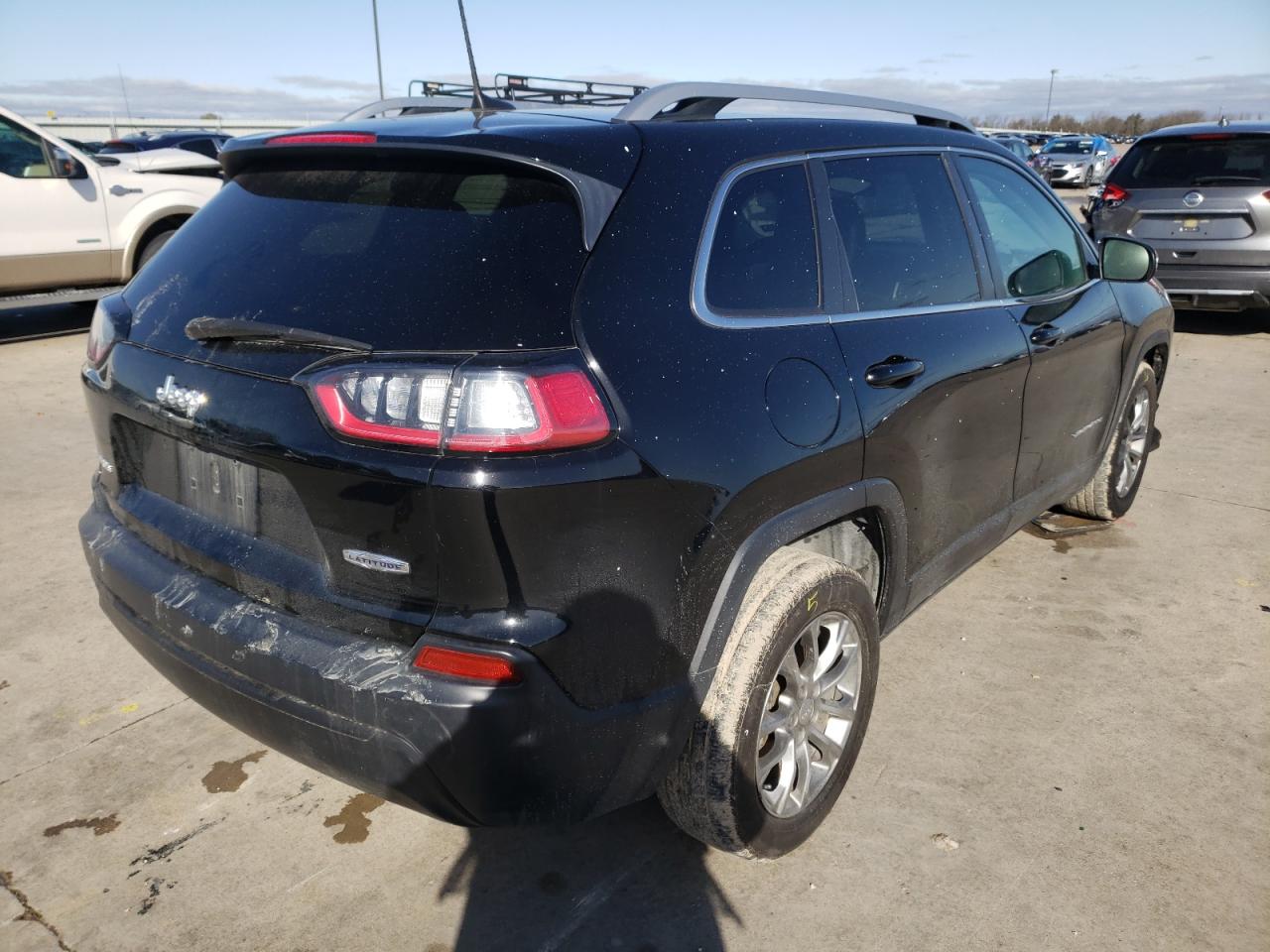 Photo 4 from auction – 2019 JEEP CHEROKEE L with VIN 1C4PJLLB7KD226588