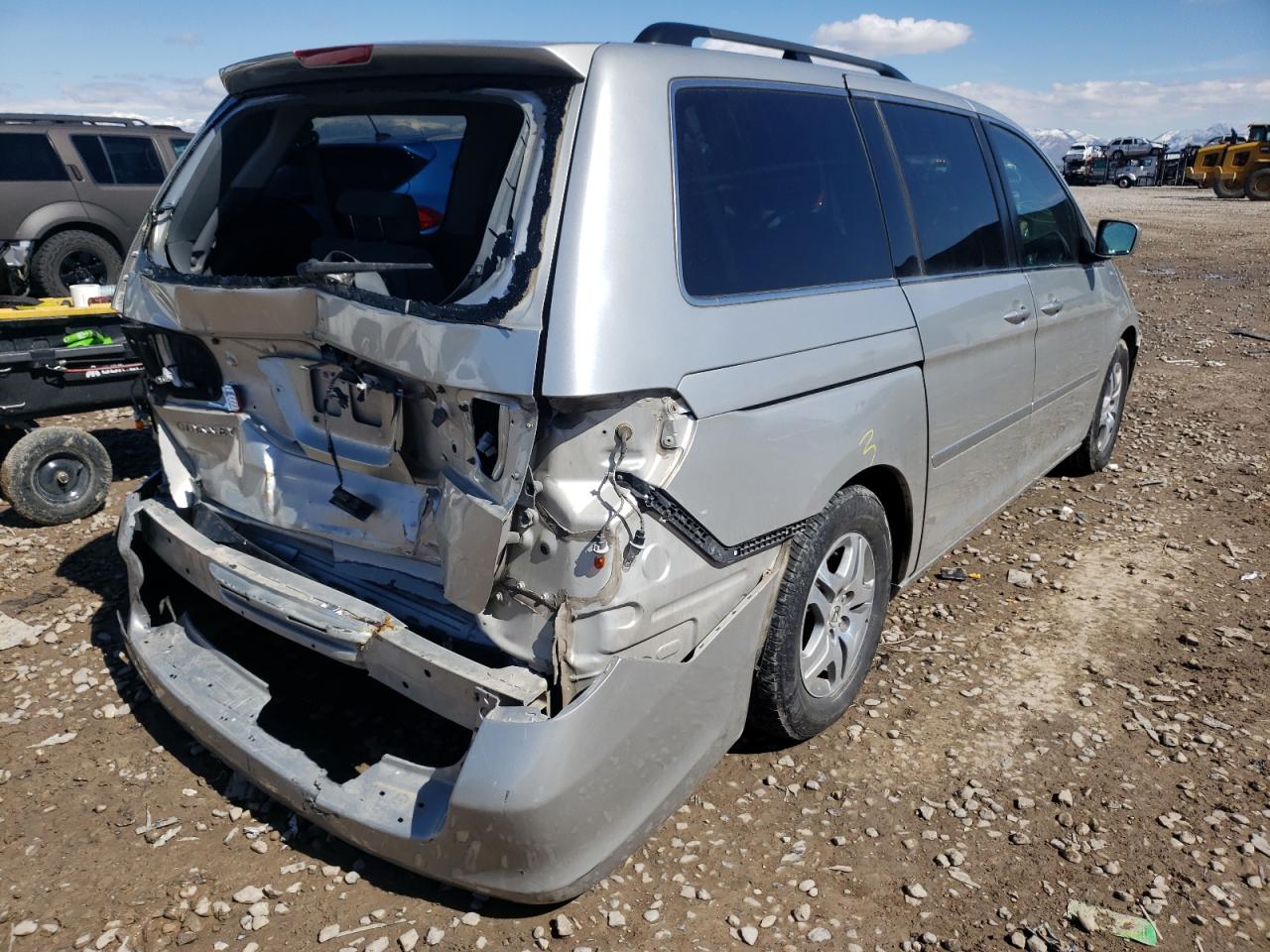 Photo 4 from auction – 2006 HONDA ODYSSEY with VIN 5FNRL38456B404512