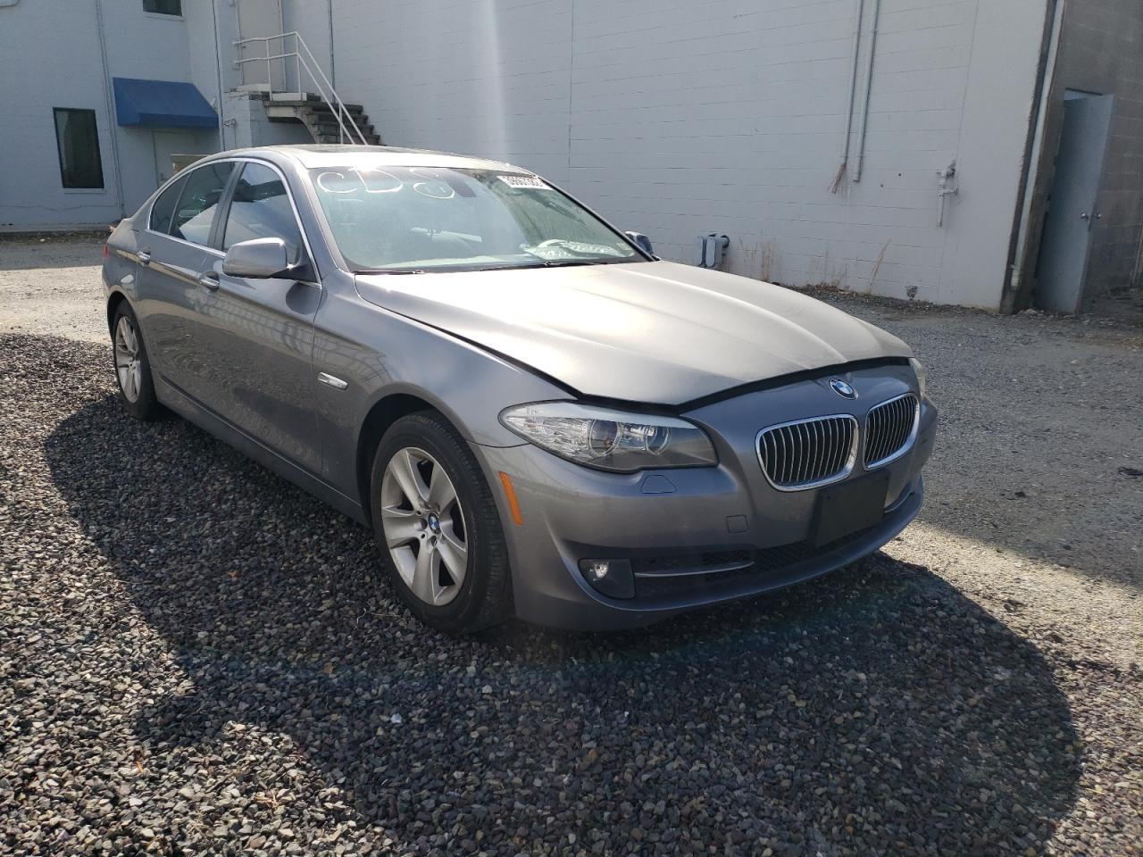 BMW 528 I 2011 with VIN WBAFR1C53BDS36065 - Photo from auction