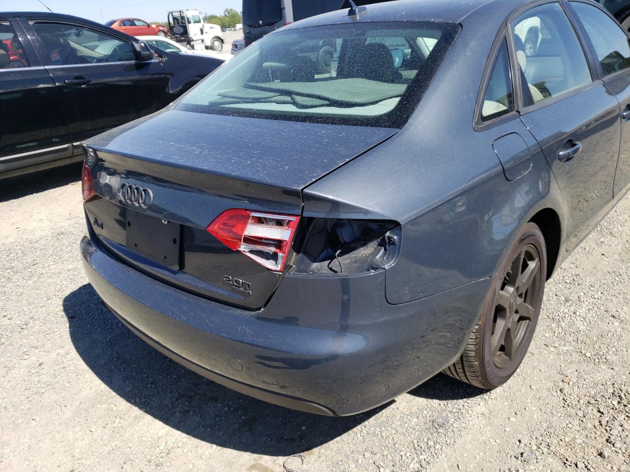 Photo 9 from auction – 2009 AUDI A4 2.0T QU with VIN WAULF78K69A101378
