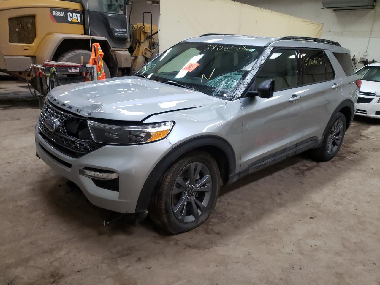 Photo 2 from auction – 2021 FORD EXPLORER X with VIN 1FMSK8DH9MGA14361