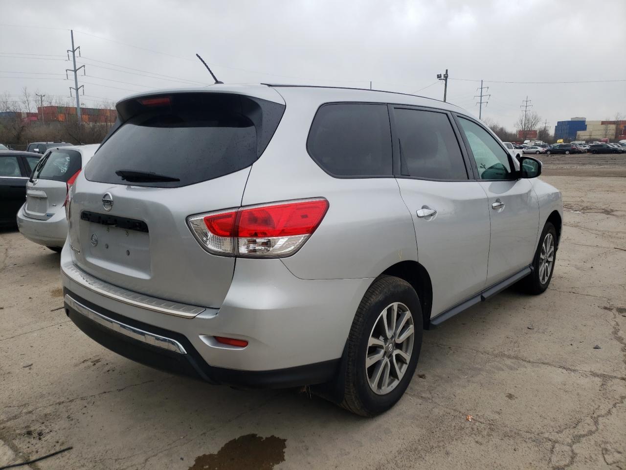 Photo 4 from auction – 2013 NISSAN PATHFINDER with VIN 5N1AR2MN5DC645707