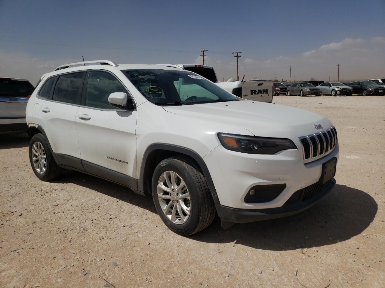 JEEP CHEROKEE L 2019 with VIN 1C4PJLCB2KD242035 - Photo from auction