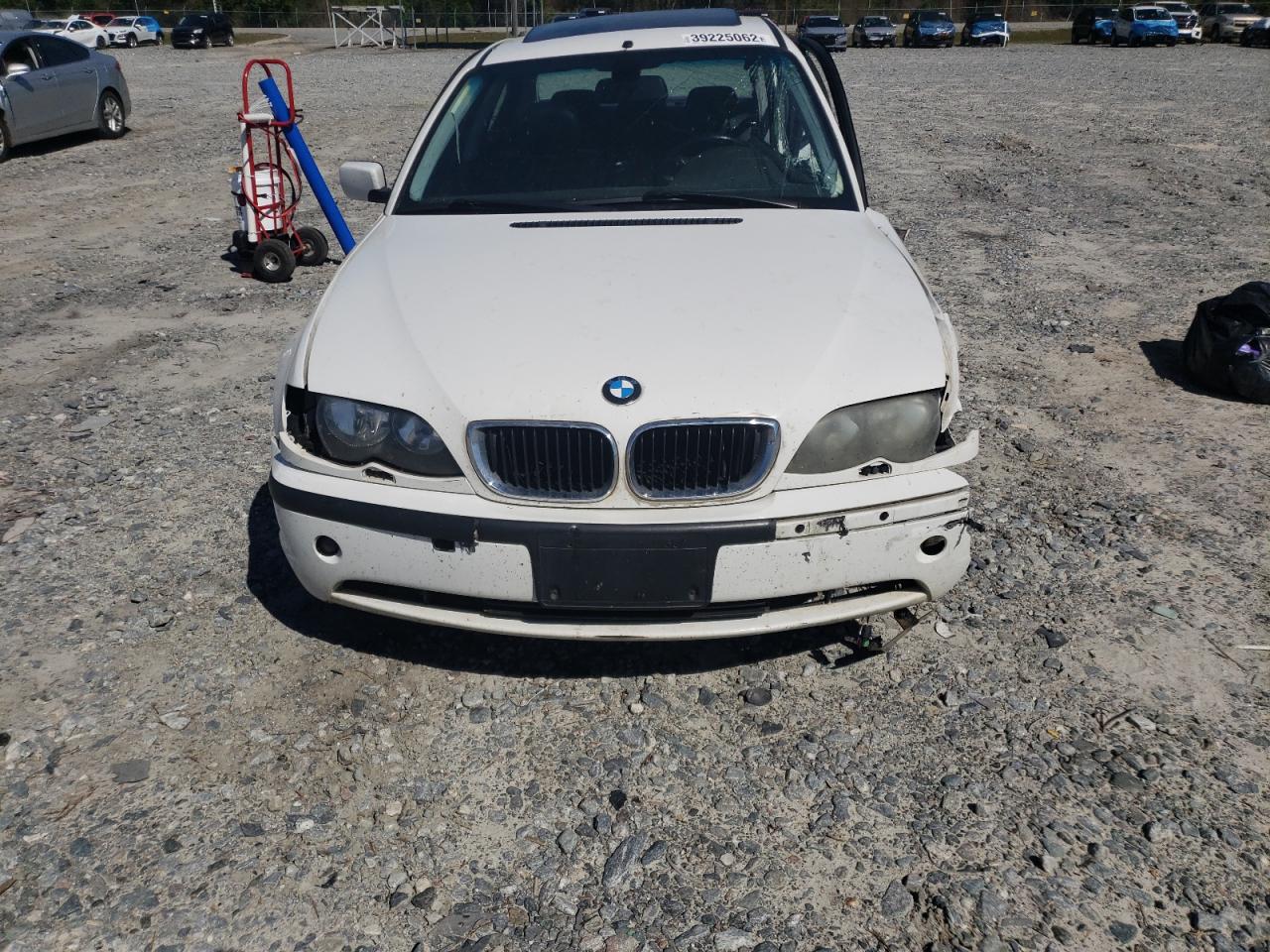 Photo 10 from auction – 2004 BMW 325 XI with VIN WBAEU33404PR08064