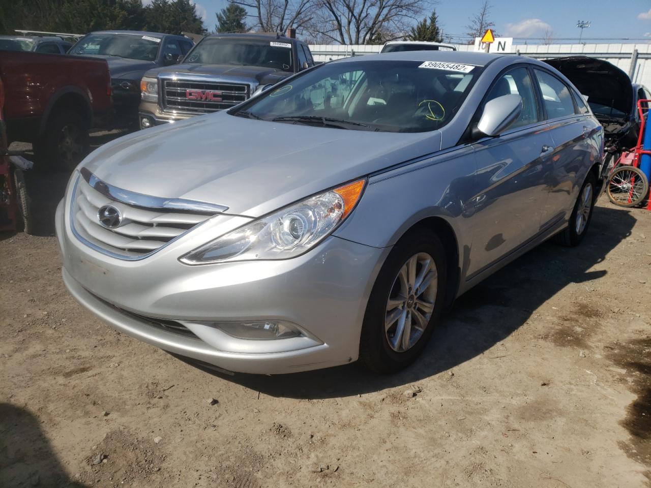 Photo 2 from auction – 2013 HYUNDAI SONATA with VIN 5NPEB4AC2DH783153