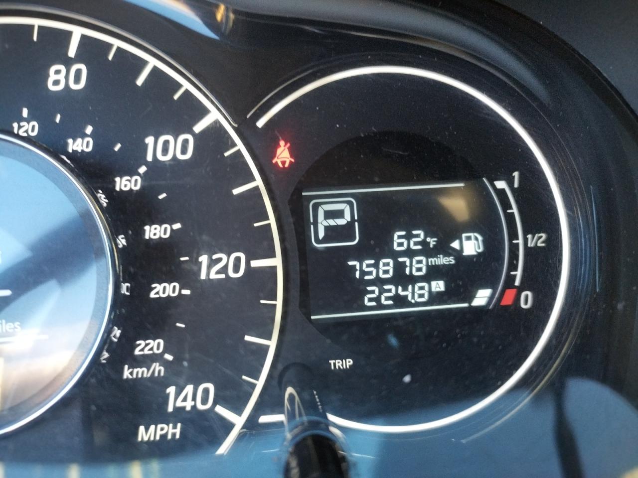 Photo 8 from auction – 2015 NISSAN VERSA NOTE with VIN 3N1CE2CP0FL430063