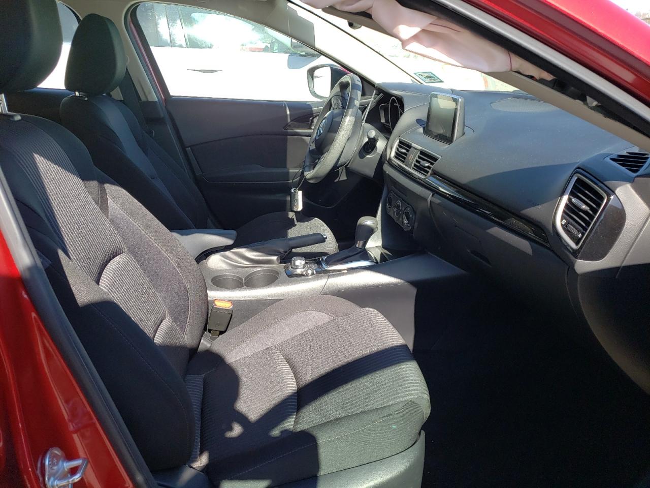 Photo 5 from auction – 2016 MAZDA 3 SPORT with VIN 3MZBM1K79GM264870