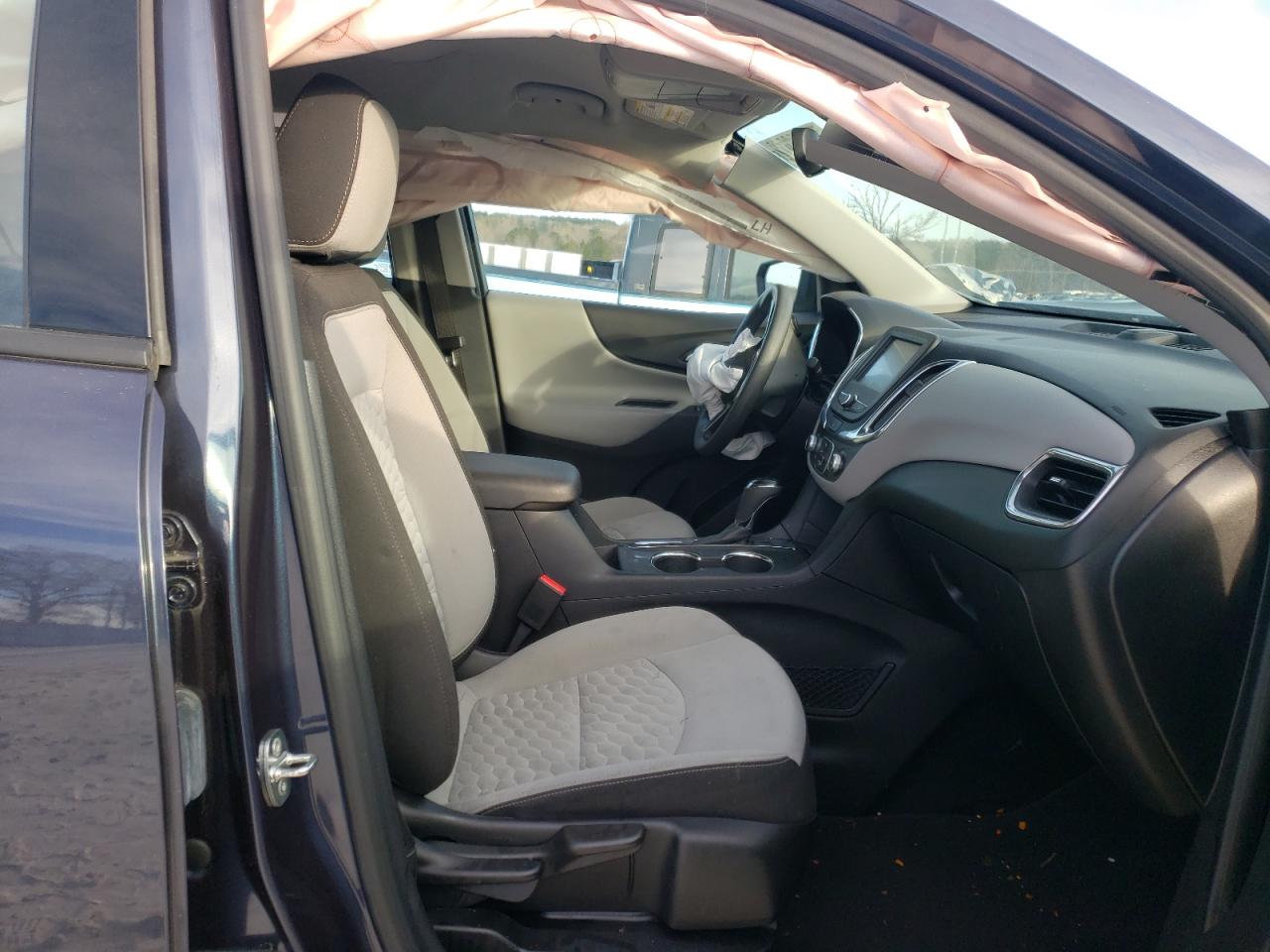 Photo 5 from auction – 2018 CHEVROLET EQUINOX LS with VIN 3GNAXHEV2JL407185