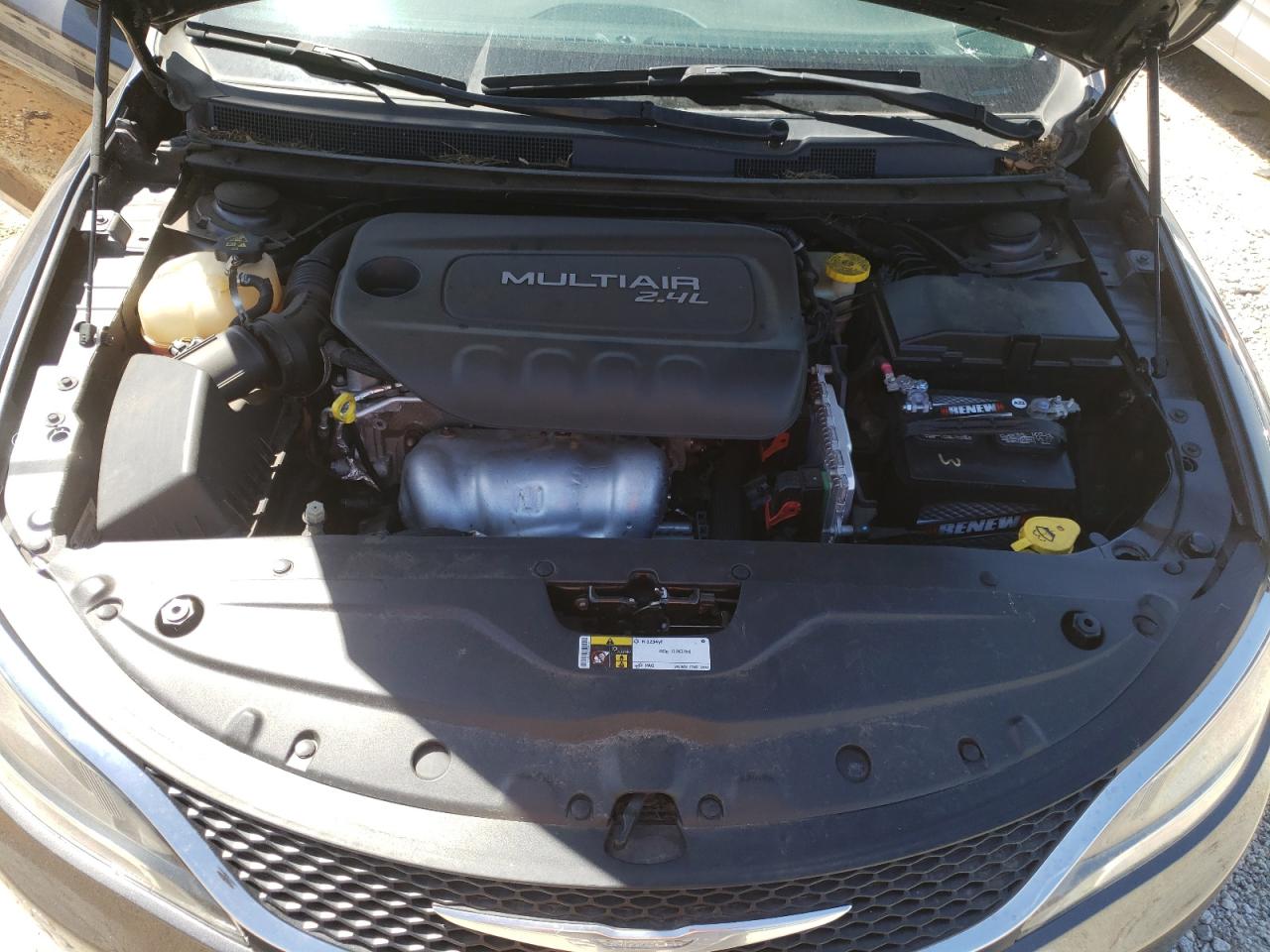 Photo 7 from auction – 2015 CHRYSLER 200 LIMITE with VIN 1C3CCCAB6FN657827