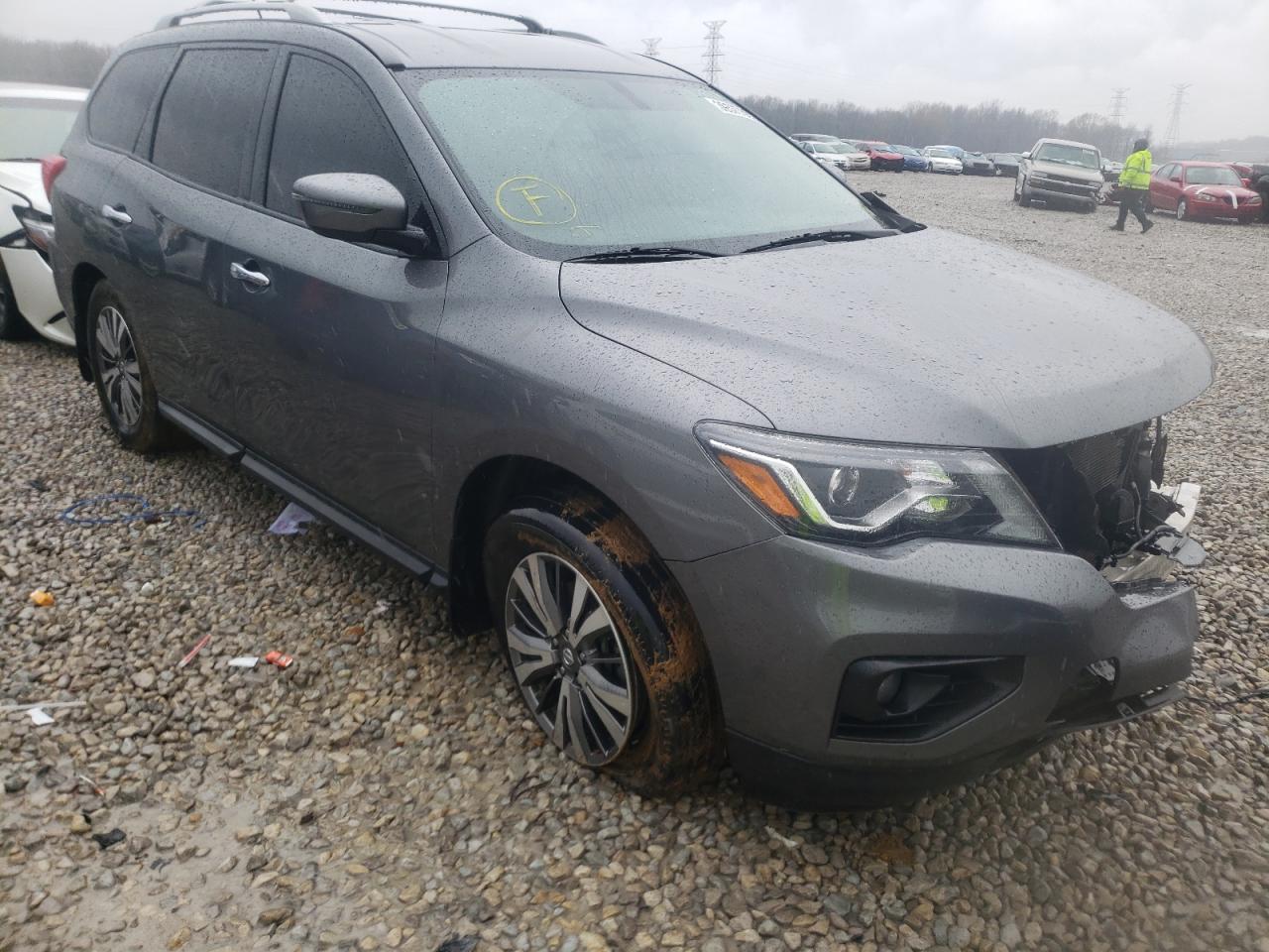 NISSAN PATHFINDER 2018 with VIN 5N1DR2MN2JC665969 - Photo from auction