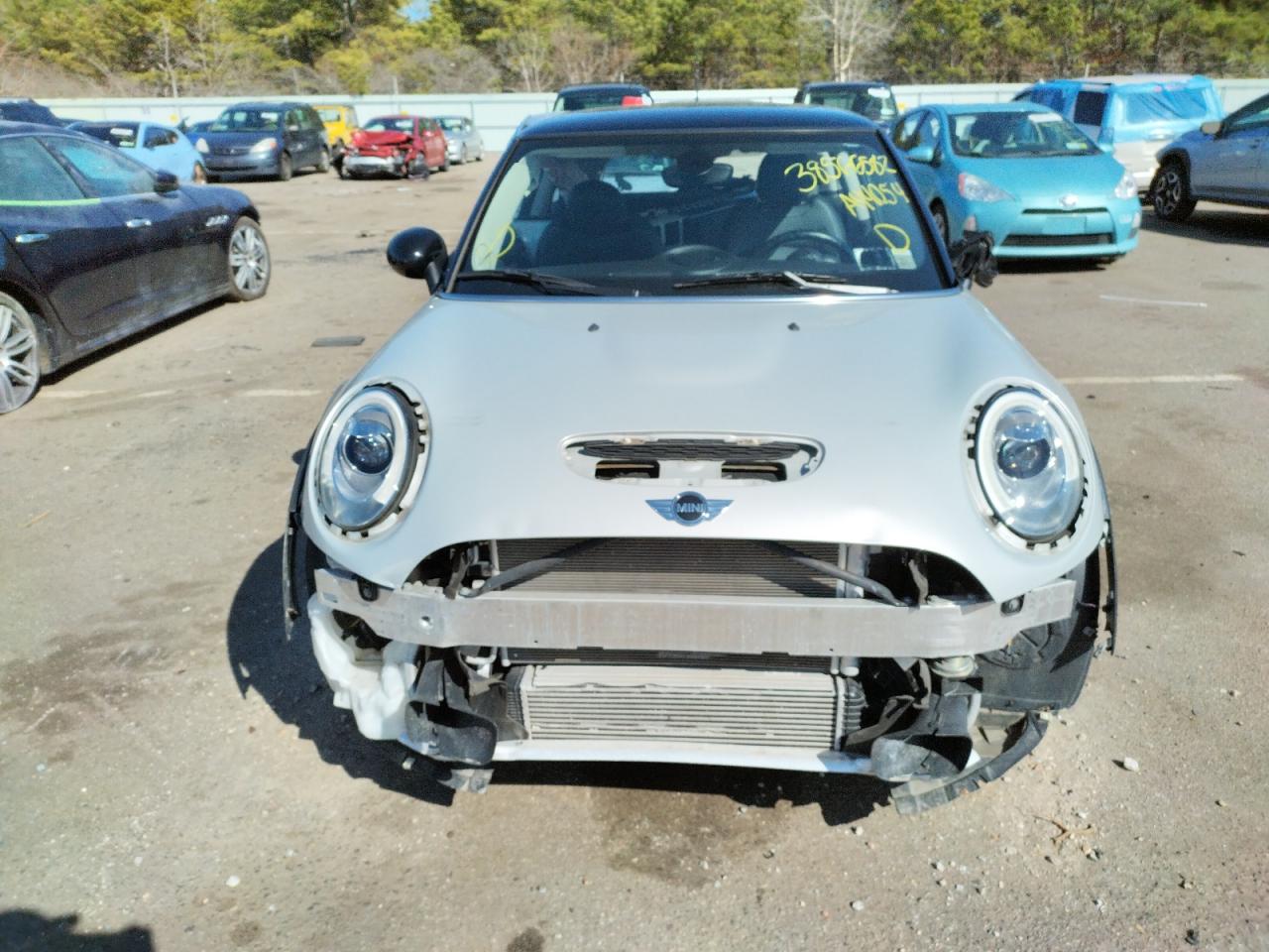 Photo 9 from auction – 2016 MINI COOPER S with VIN WMWXP7C59G2A44054