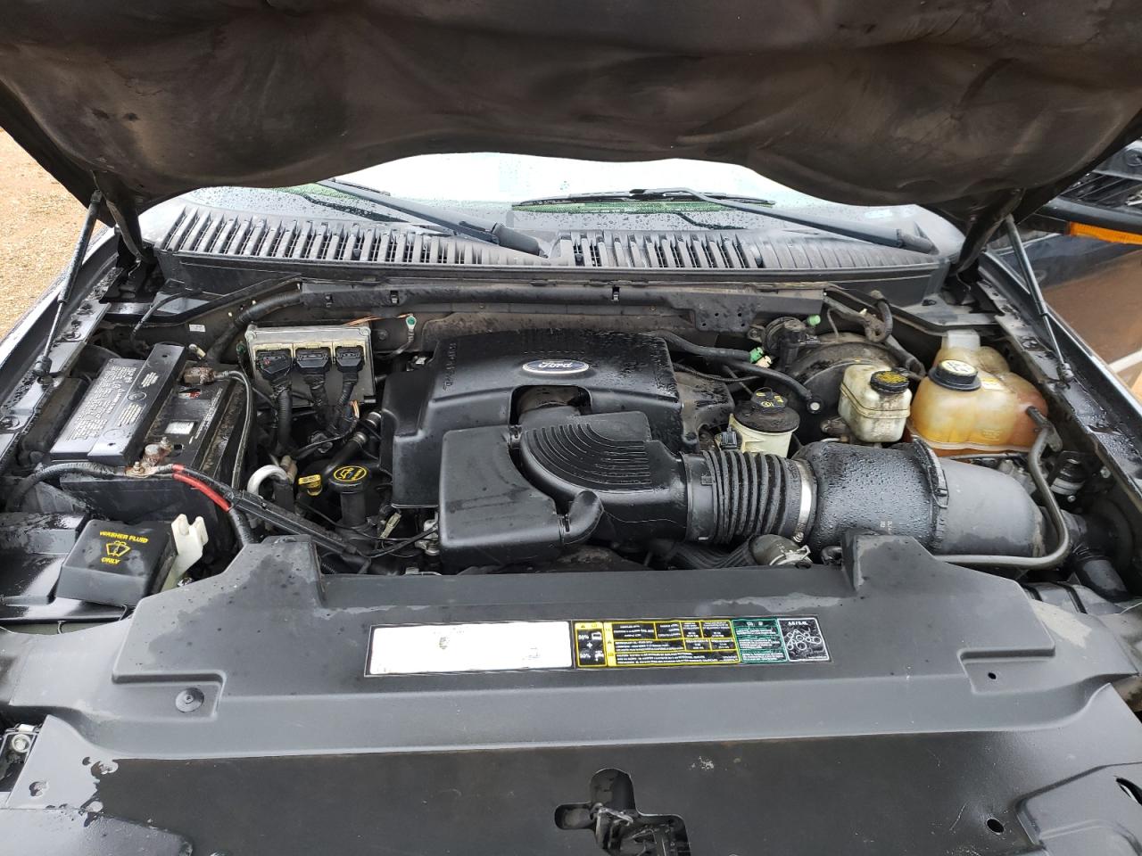 Photo 7 from auction – 2003 FORD EXPEDITION with VIN 1FMPU17L33LC32812