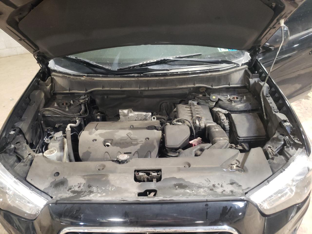 Photo 7 from auction – 2015 MITSUBISHI OUTLANDER with VIN 4A4AP3AW1FE050981