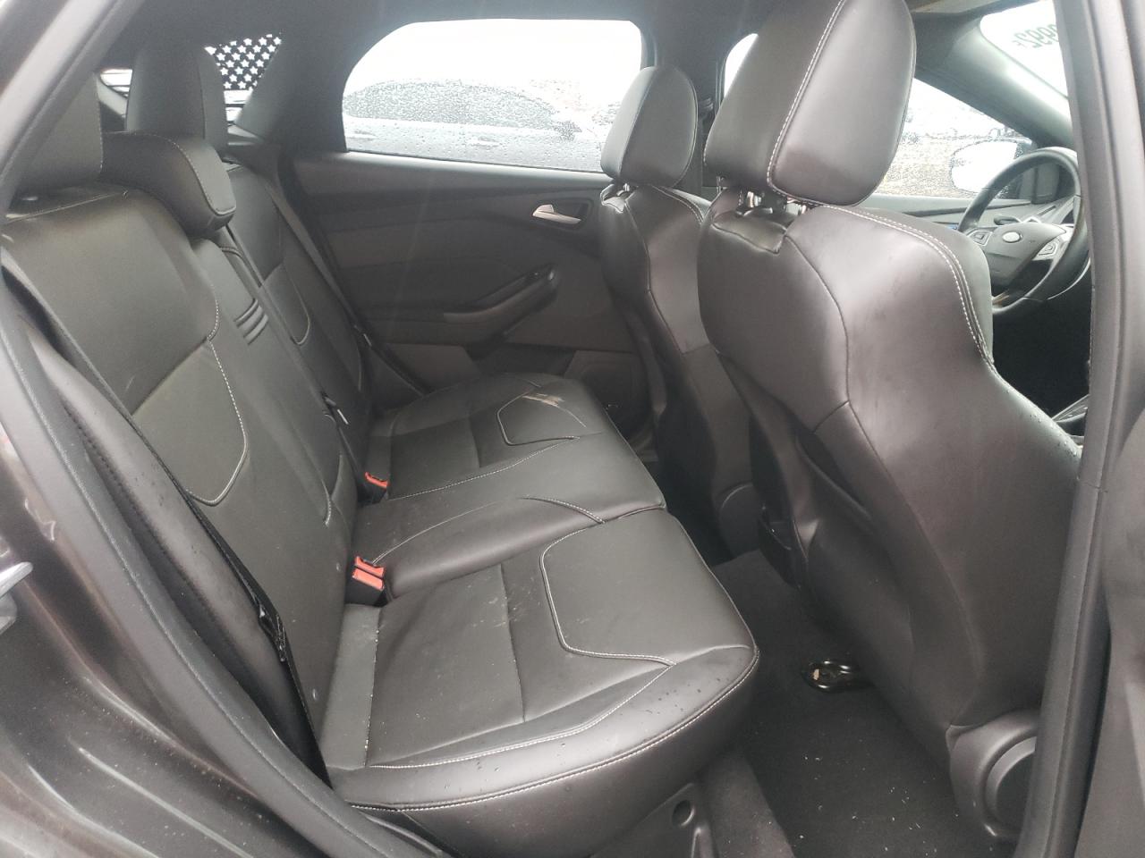 Photo 6 from auction – 2016 FORD FOCUS ST with VIN 1FADP3L9XGL215487