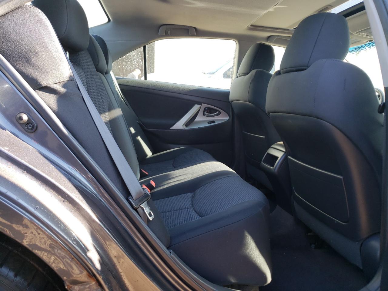 Photo 6 from auction – 2011 TOYOTA CAMRY BASE with VIN 4T1BF3EK8BU206810