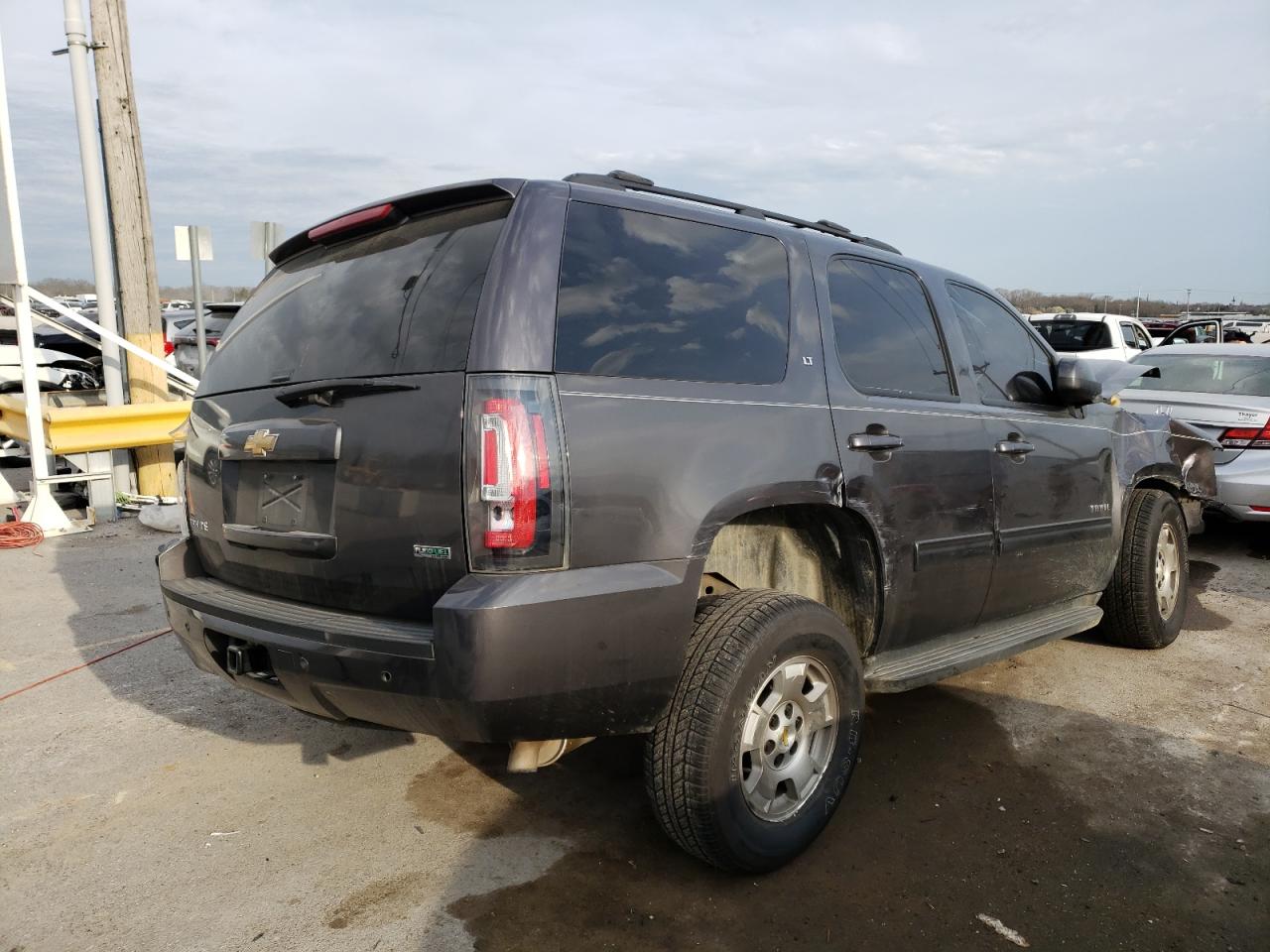 Photo 4 from auction – 2010 CHEVROLET TAHOE C150 with VIN 1GNUCBE02AR107858