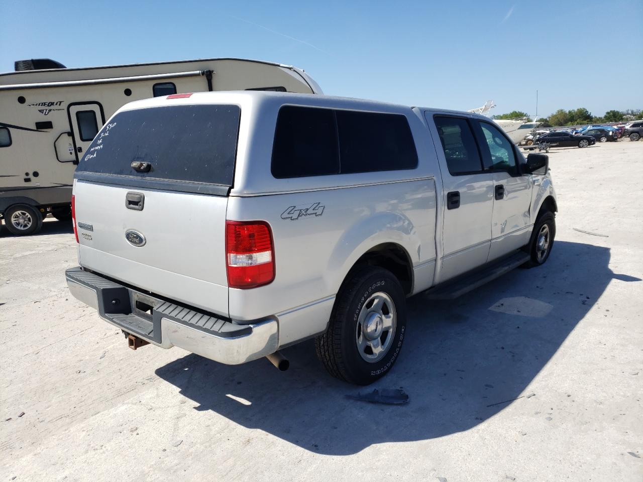 Photo 4 from auction – 2004 FORD F150 with VIN 1FTRW14W34KD51084