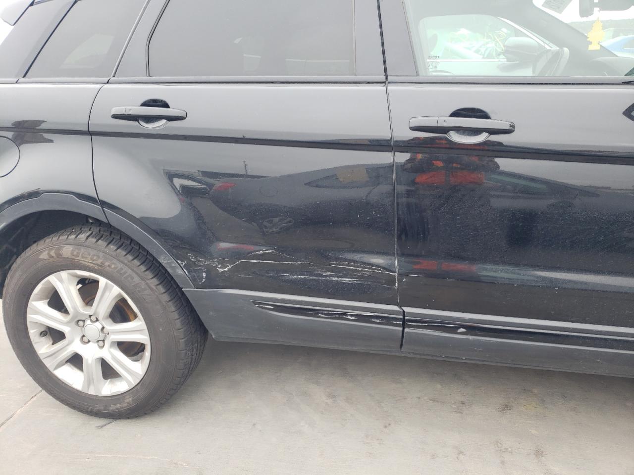 Photo 9 from auction – 2016 LAND ROVER RANGE ROVE with VIN SALVP2BG8GH082619