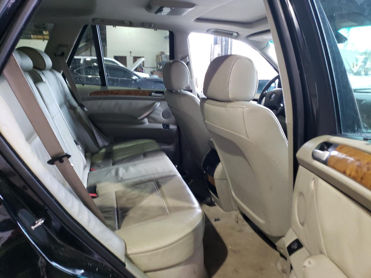 Photo 6 from auction – 2001 BMW X5 3.0I with VIN WBAFA535X1LP23377