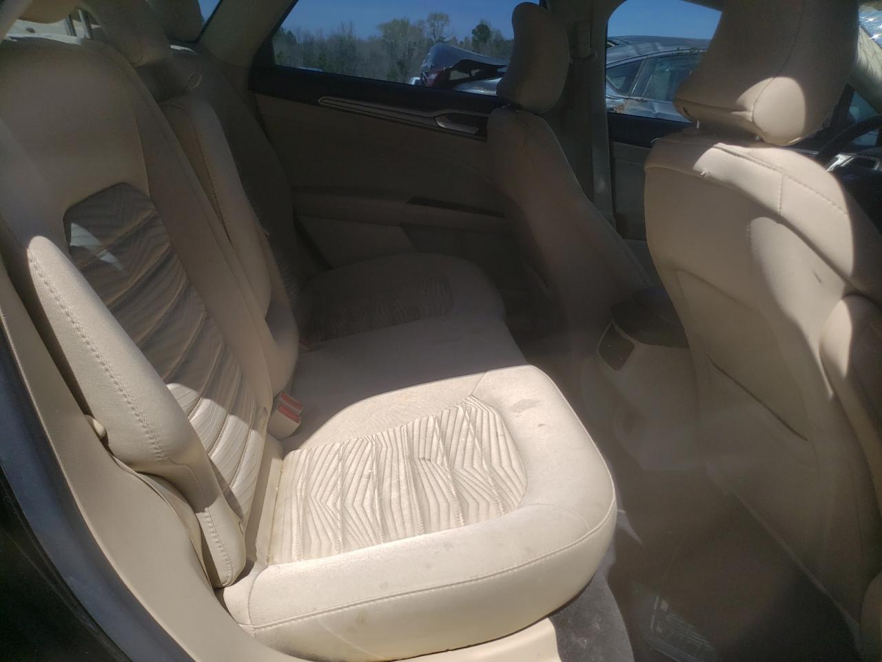 Photo 6 from auction – 2016 FORD FUSION SE with VIN 3FA6P0H7XGR273647