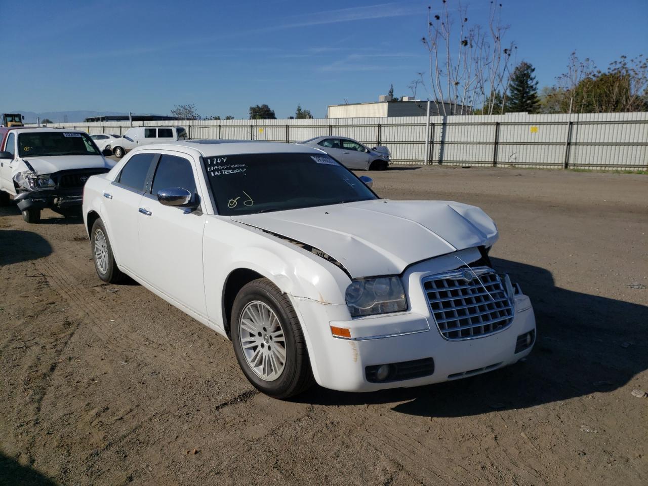 Photo 1 from auction – 2010 CHRYSLER 300 TOURIN with VIN 2C3CA5CV3AH327279