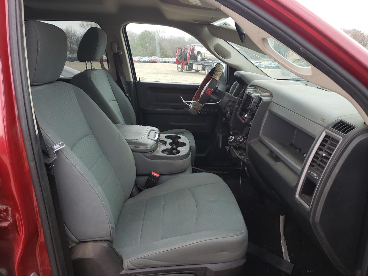Photo 5 from auction – 2015 RAM 1500 ST with VIN 1C6RR6STXFS686382