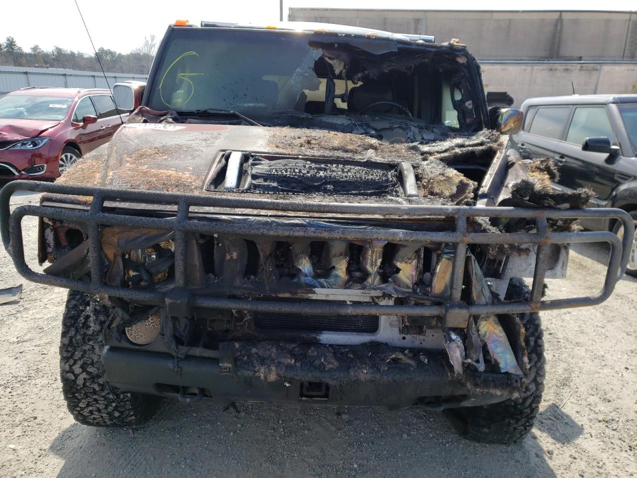 Photo 9 from auction – 2005 HUMMER H2 with VIN 5GRGN23U65H123111