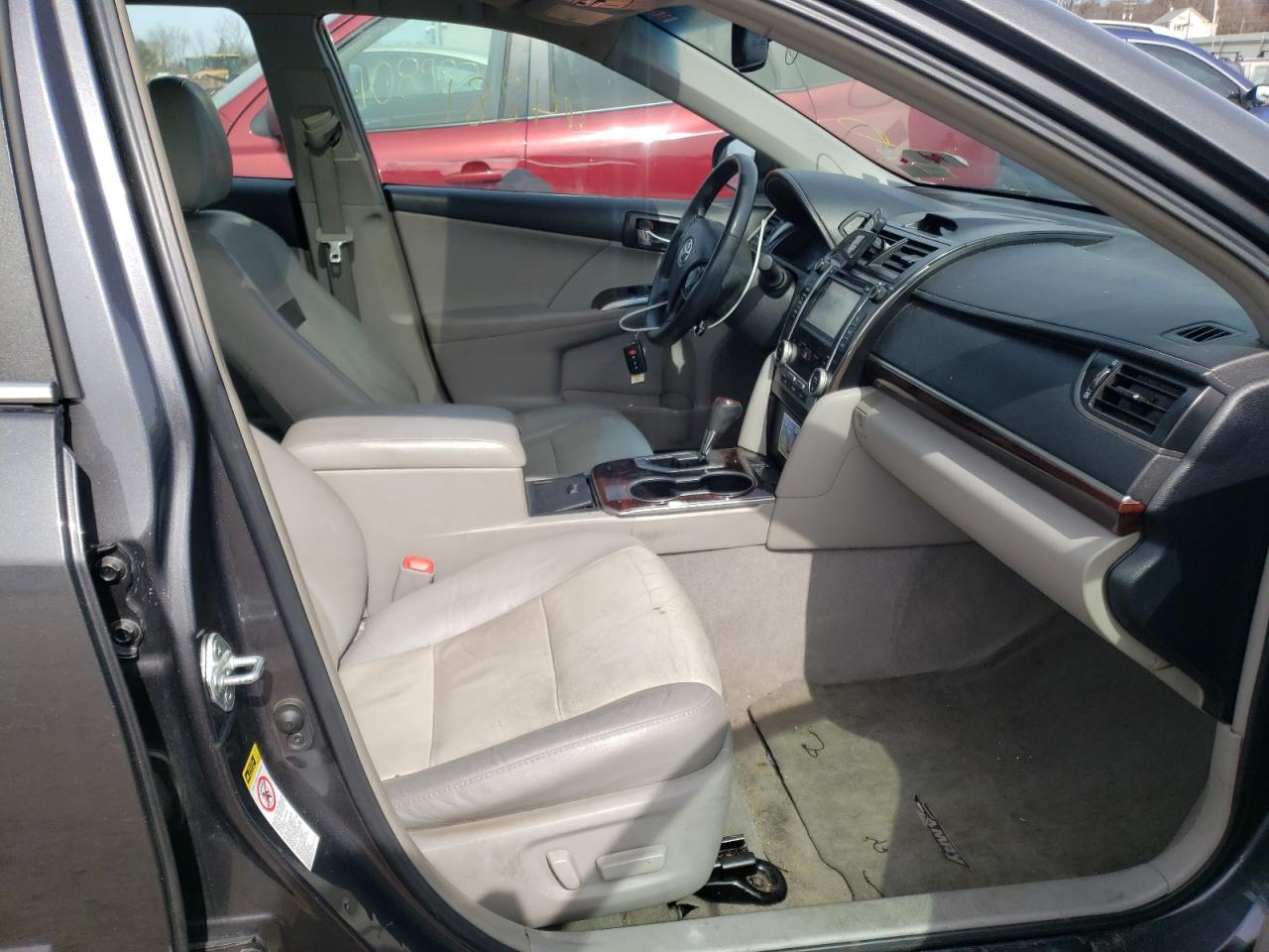 Photo 5 from auction – 2012 TOYOTA CAMRY BASE with VIN 4T4BF1FKXCR205913