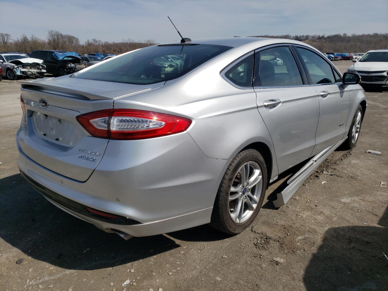 Photo 4 from auction – 2015 FORD FUSION TIT with VIN 3FA6P0RU8FR283063