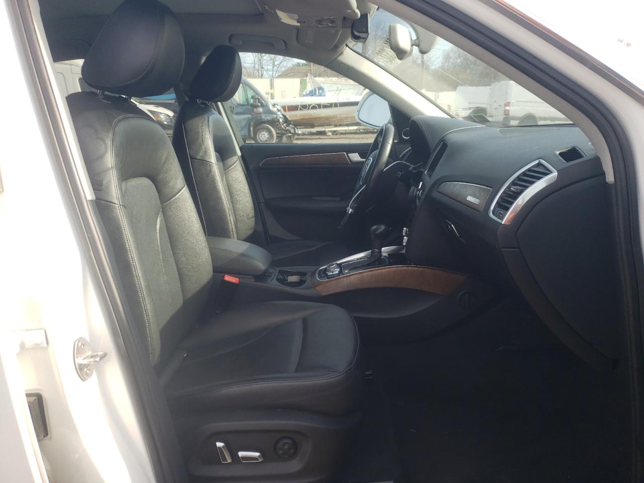 Photo 5 from auction – 2013 AUDI Q5 PREMIUM with VIN WA1C8AFP4DA006779