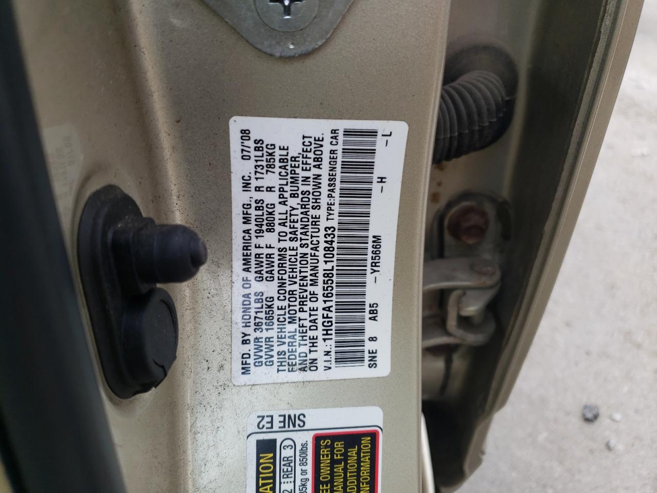 Photo 10 from auction – 2008 HONDA CIVIC LX with VIN 1HGFA16558L108433