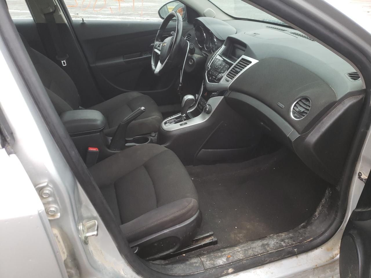 Photo 5 from auction – 2014 CHEVROLET CRUZE LT with VIN 1G1PC5SB3E7445082