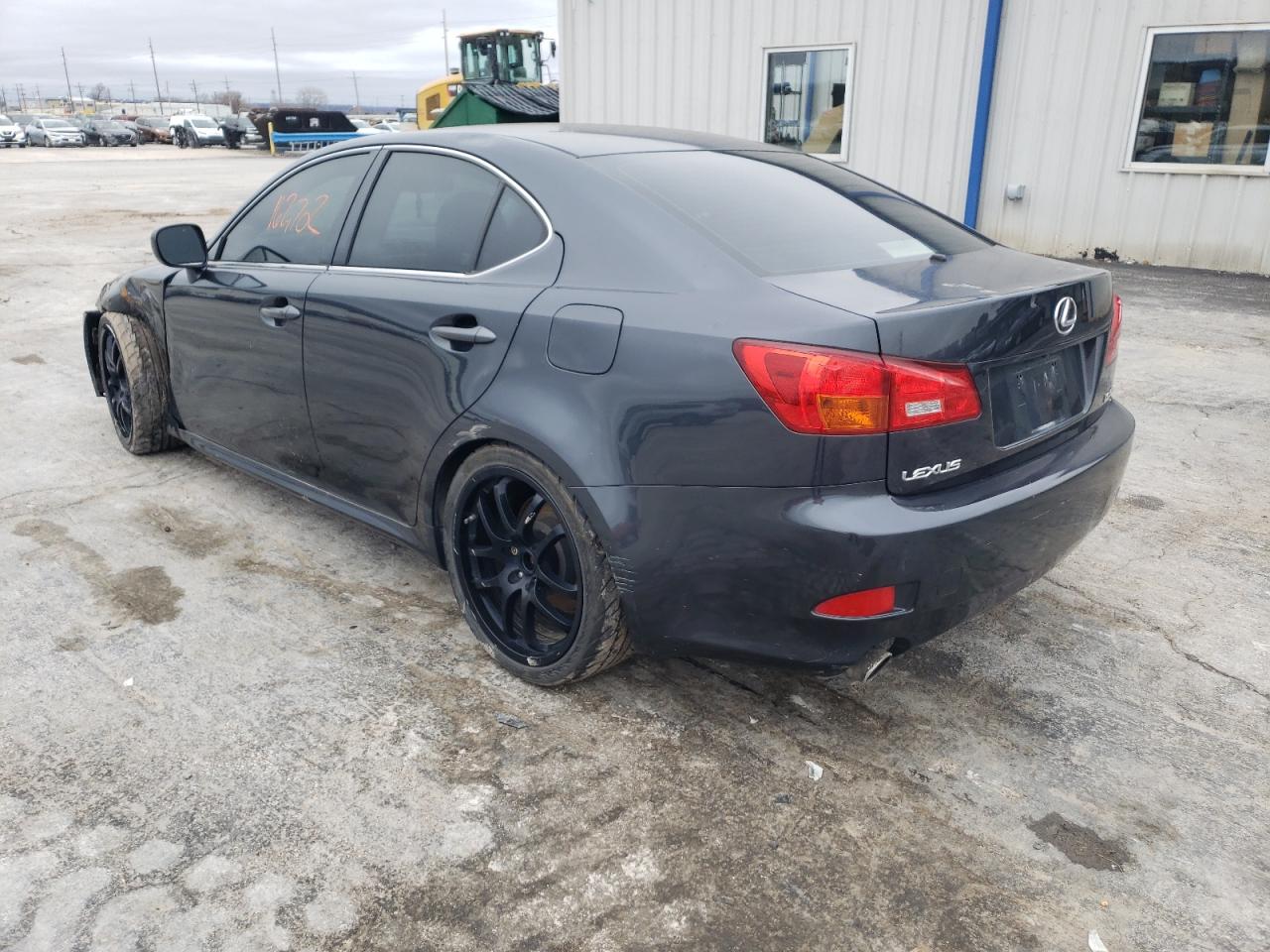 Photo 3 from auction – 2006 LEXUS IS 350 with VIN JTHBE262565010919