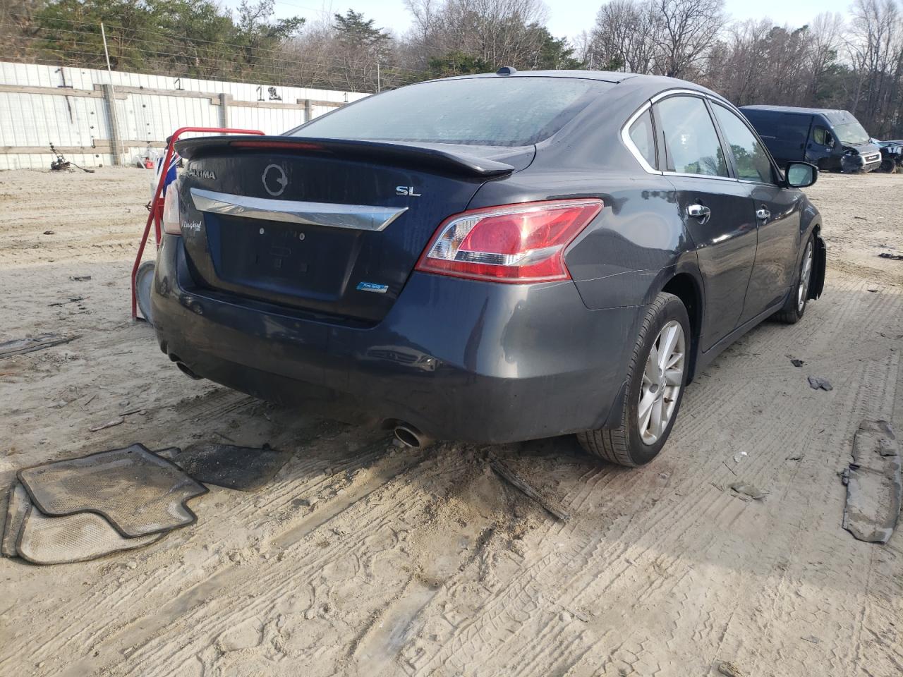 Photo 4 from auction – 2013 NISSAN ALTIMA 2.5 with VIN 1N4AL3AP2DN570377