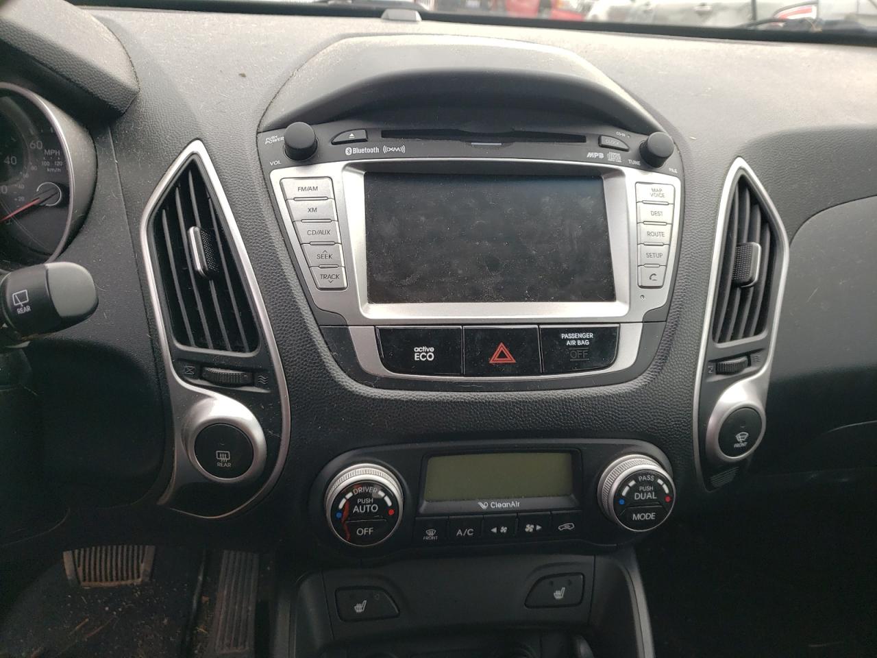 Photo 9 from auction – 2012 HYUNDAI TUCSON GLS with VIN KM8JU3AC3CU501203