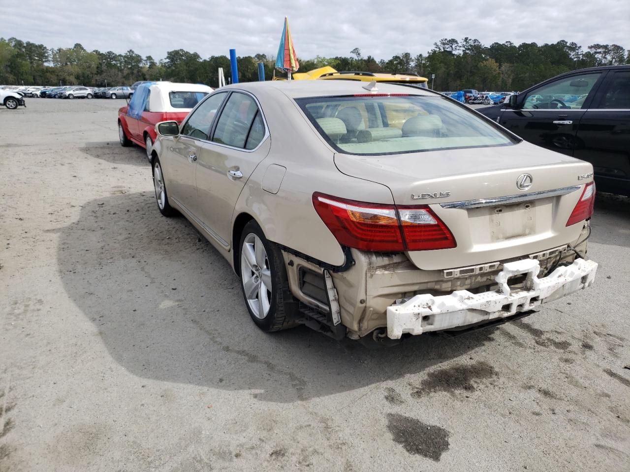 Photo 3 from auction – 2010 LEXUS LS 460 with VIN JTHBL5EF4A5101460