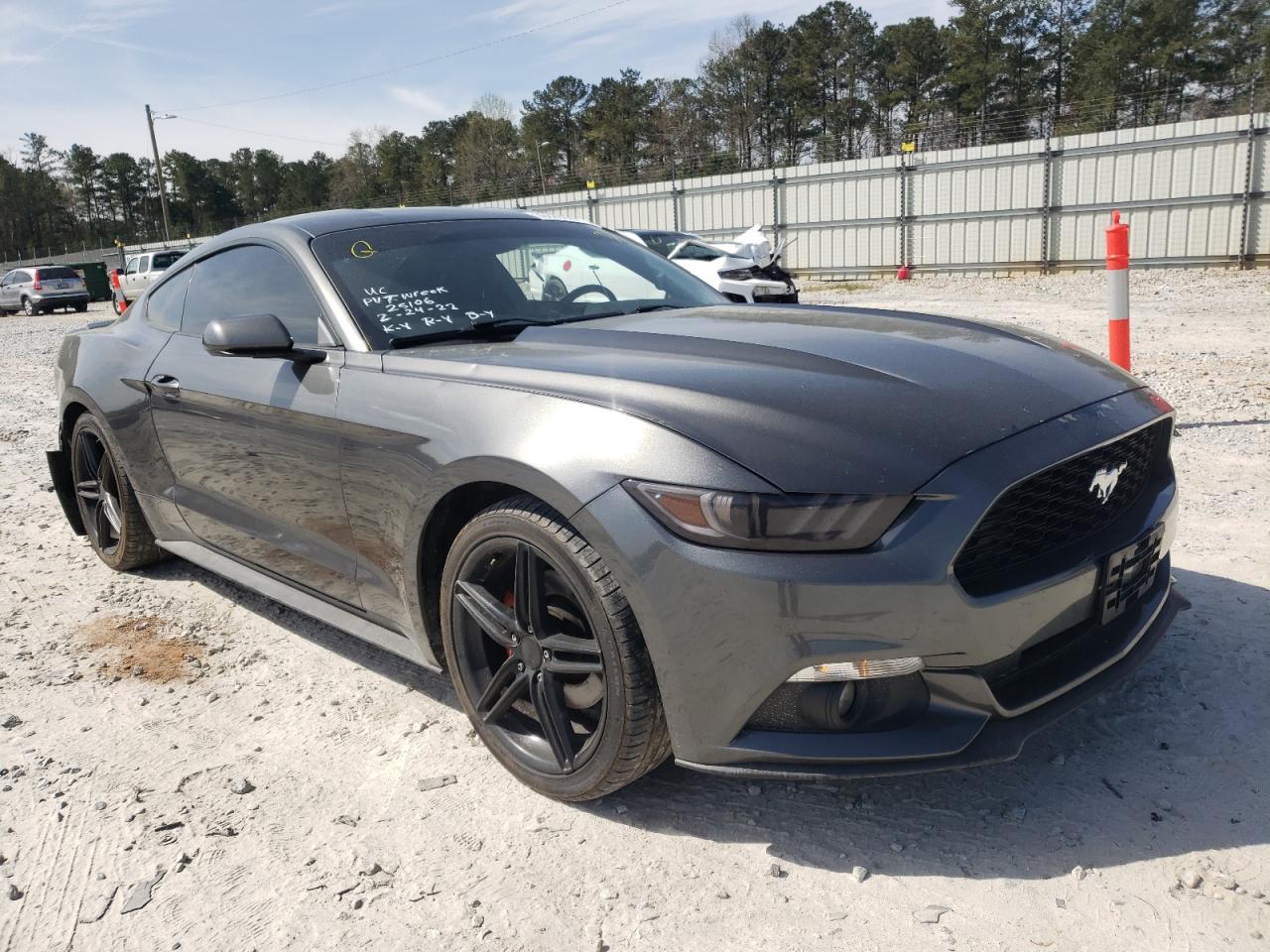 FORD MUSTANG 2016 with VIN 1FA6P8AM0G5206301 - Photo from auction