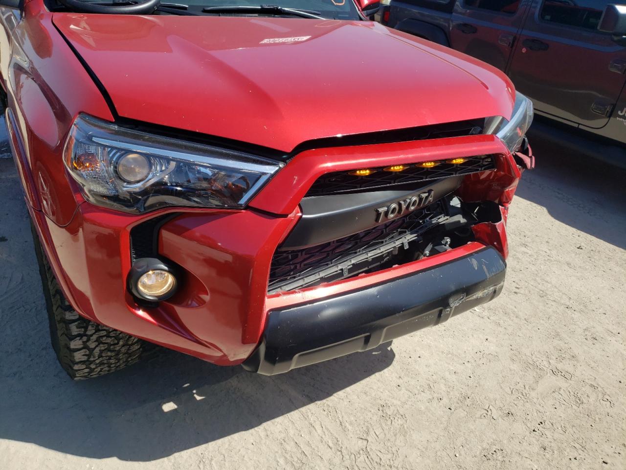 Photo 9 from auction – 2016 TOYOTA 4RUNNER SR with VIN JTEBU5JR7G5337331