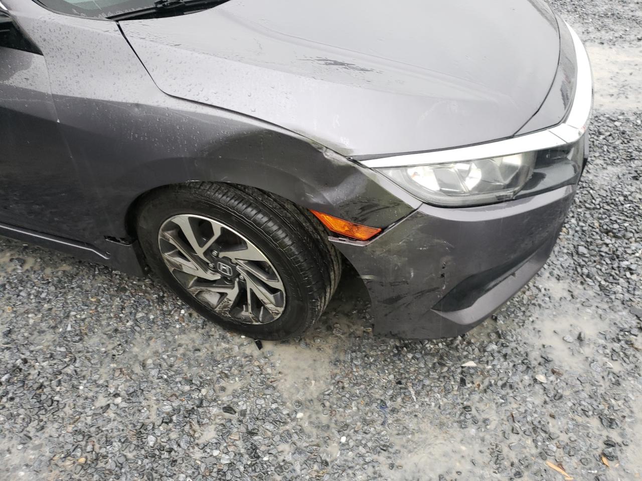 Photo 10 from auction – 2016 HONDA CIVIC EX with VIN 2HGFC2F70GH532261