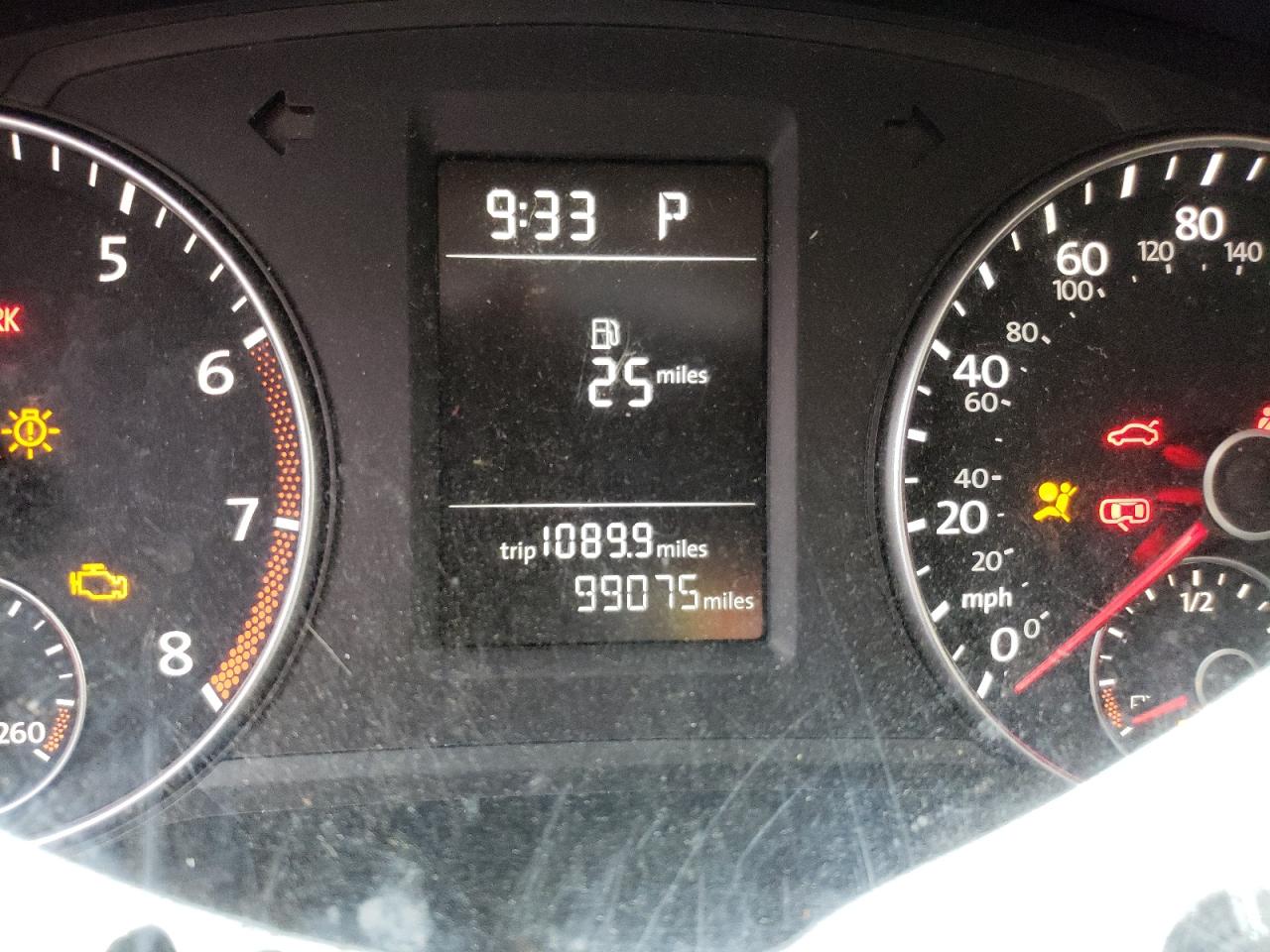 Photo 8 from auction – 2014 VOLKSWAGEN PASSAT S with VIN 1VWAS7A36EC023625