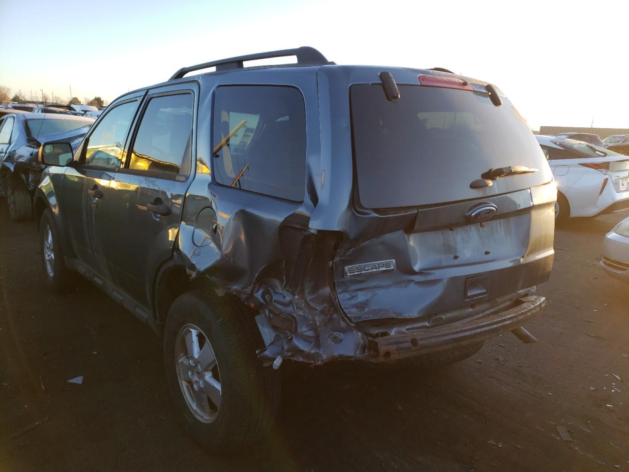 Photo 3 from auction – 2011 FORD ESCAPE XLT with VIN 1FMCU0D72BKB10690