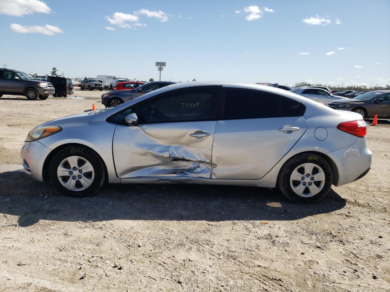 Photo 9 from auction – 2016 KIA FORTE LX with VIN KNAFX4A60G5572115