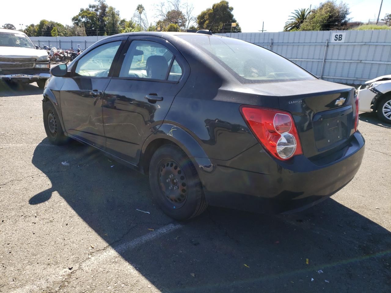 Photo 3 from auction – 2015 CHEVROLET SONIC LS with VIN 1G1JA5SG9F4138638